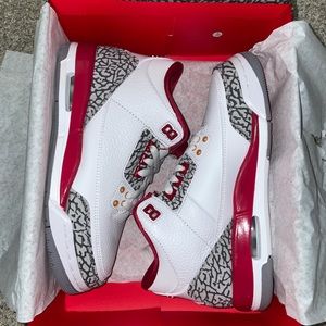 Jordan 3 Cardinal Red 5.5 GS